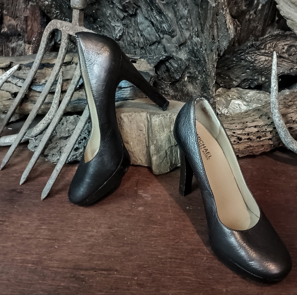 Michael Kors platform pumps